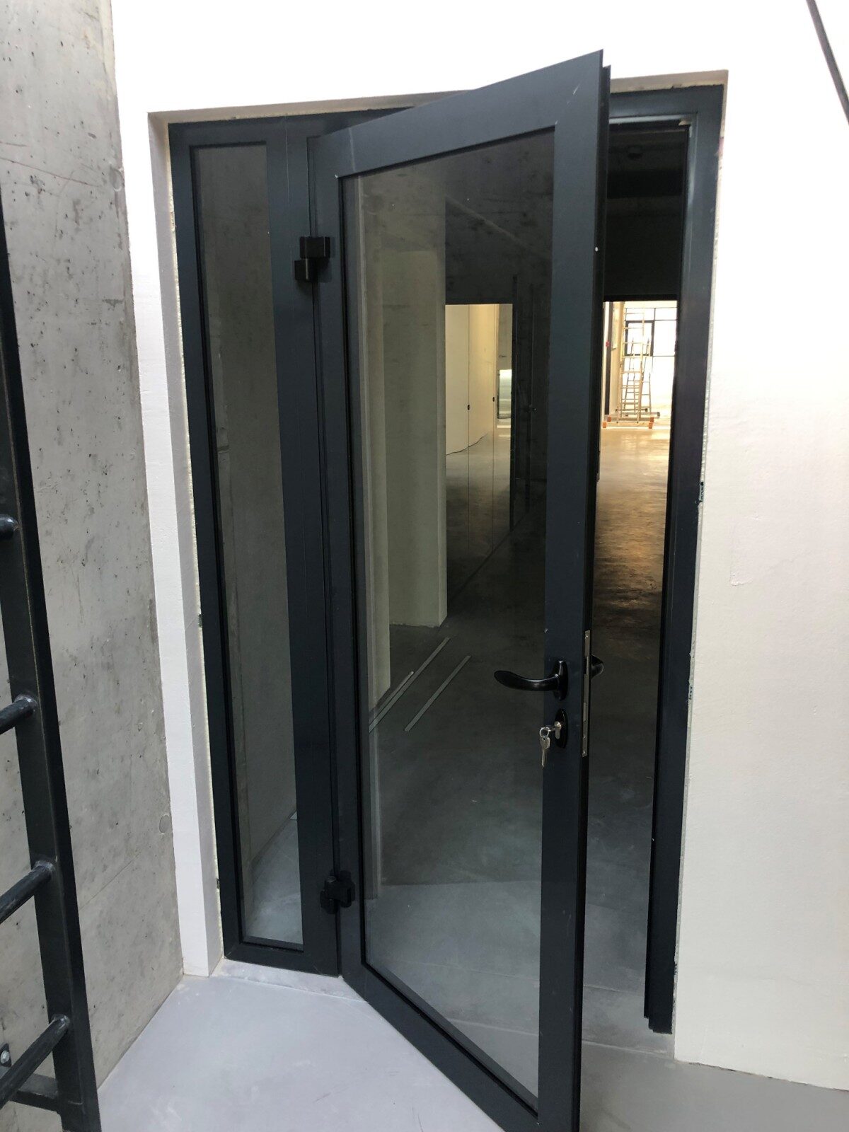 aluminium skillevegger 2