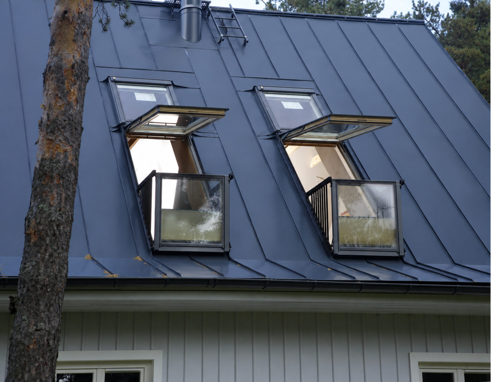VELUX takvinduer montert i skråtak